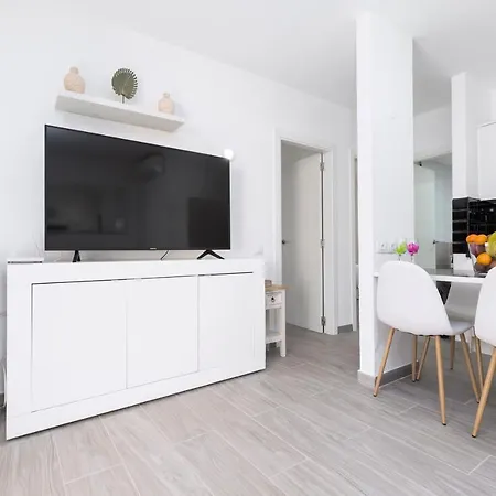 Home2book Charming Los Alisios, Wifi Apartment *